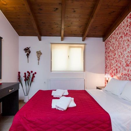 Joanna 'S Loft Apartment Kíssamos Екстериор снимка