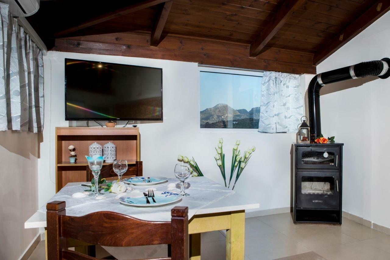 Joanna 'S Loft Apartment Kíssamos Екстериор снимка