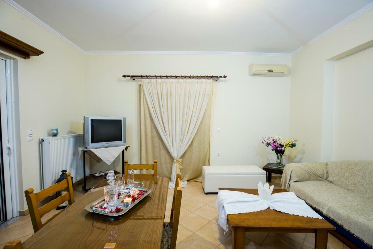 Joanna 'S Loft Apartment Kíssamos Екстериор снимка